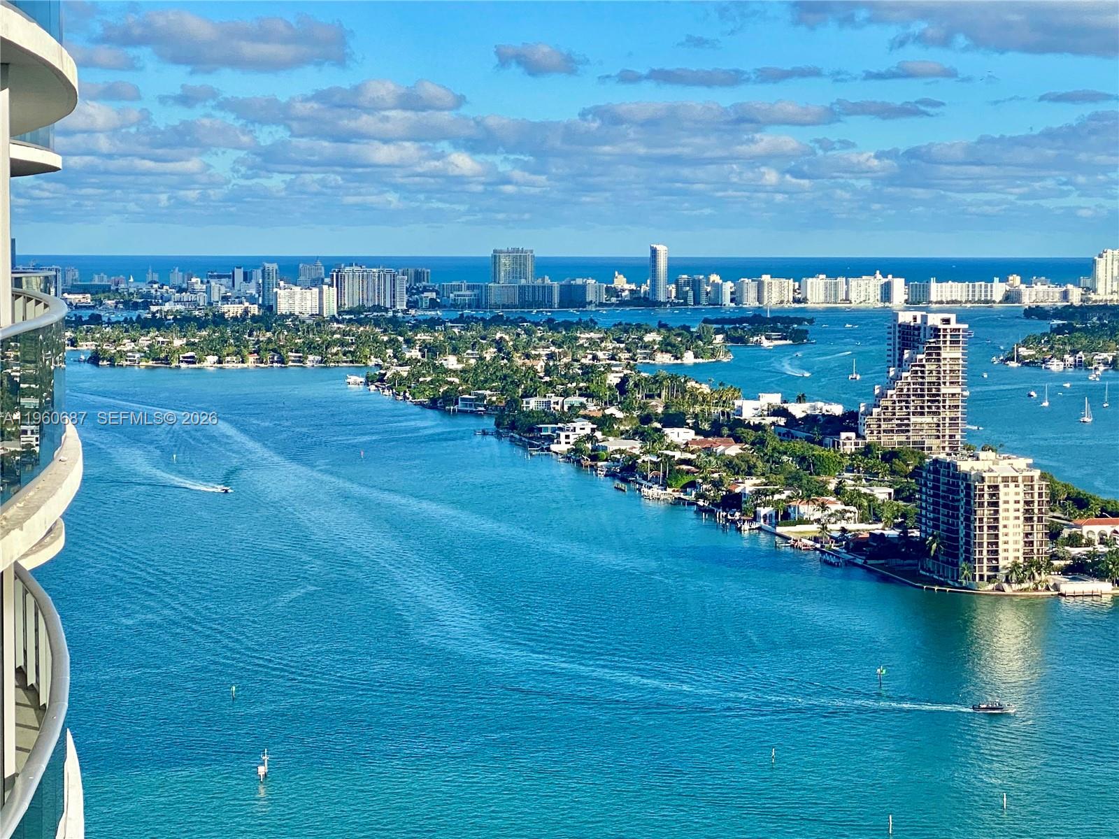 488 NE 18th St #3704