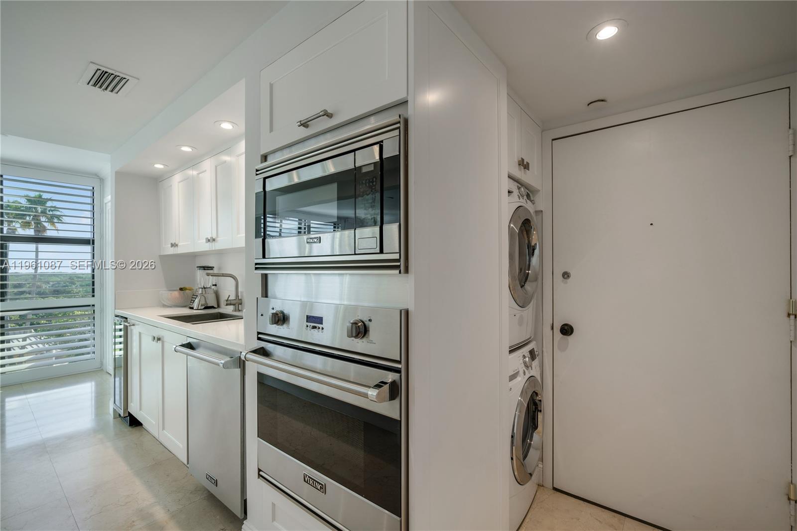 image Towers of Key Biscayne10