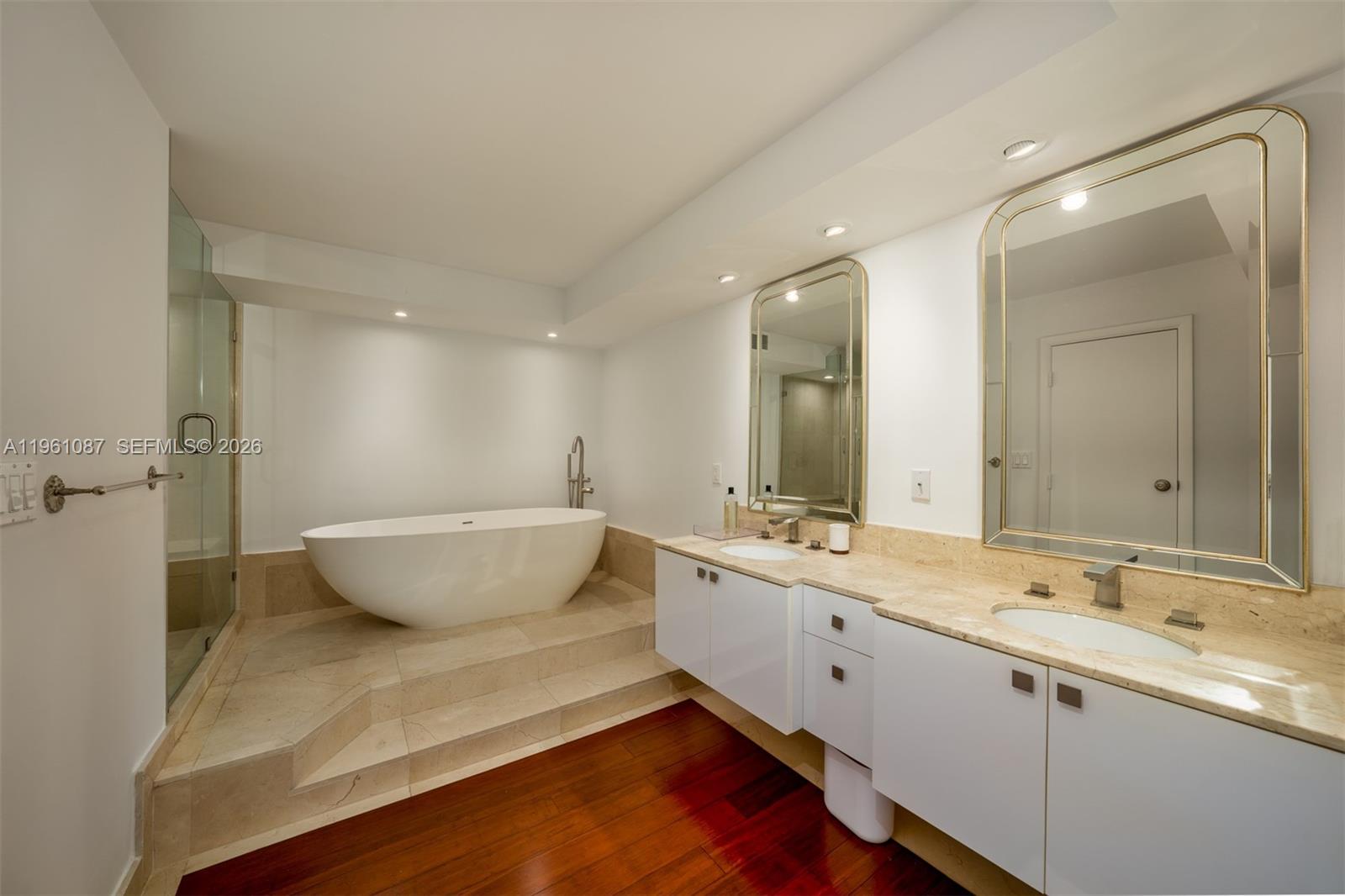 image Towers of Key Biscayne19