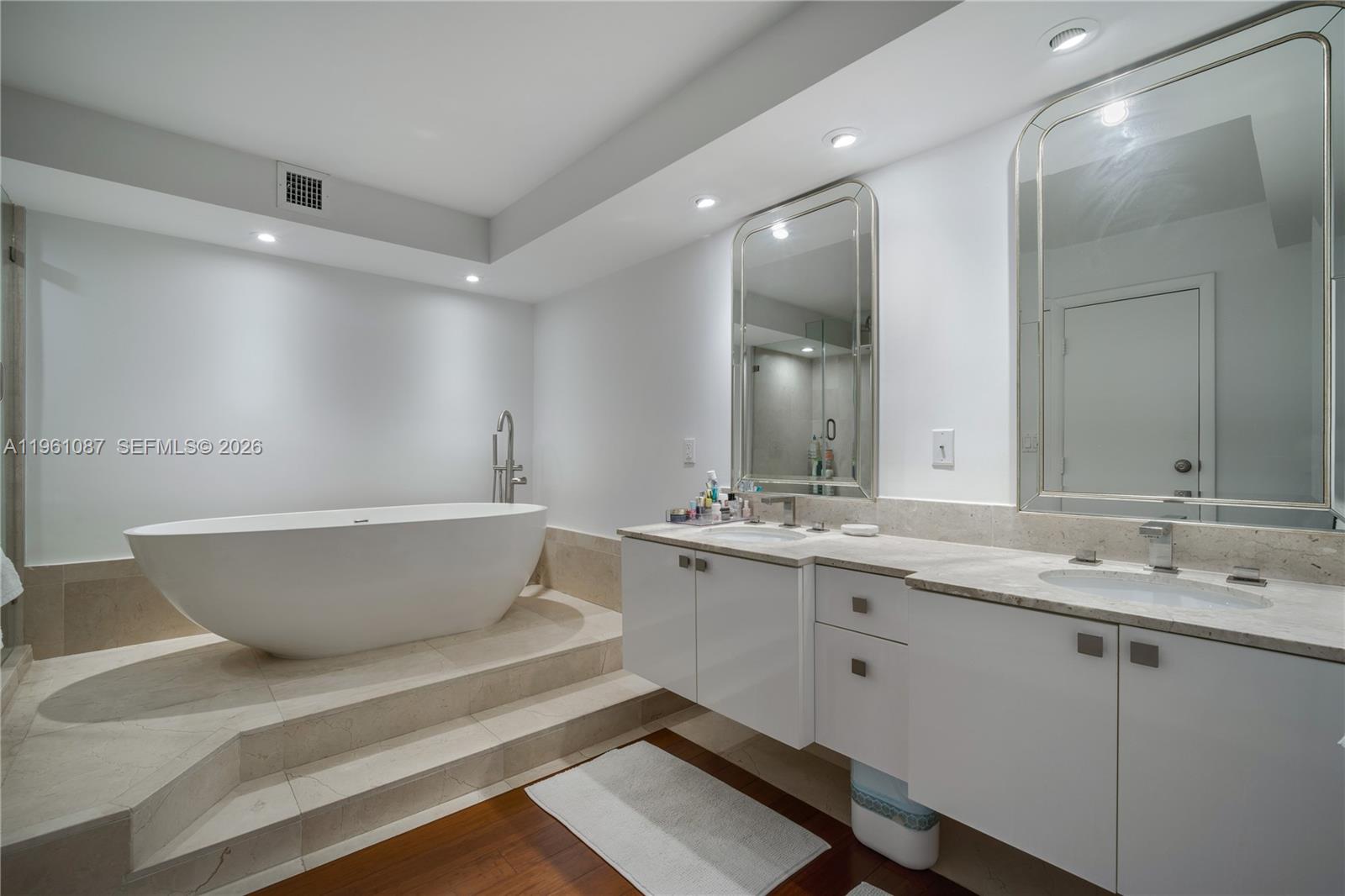 image Towers of Key Biscayne24