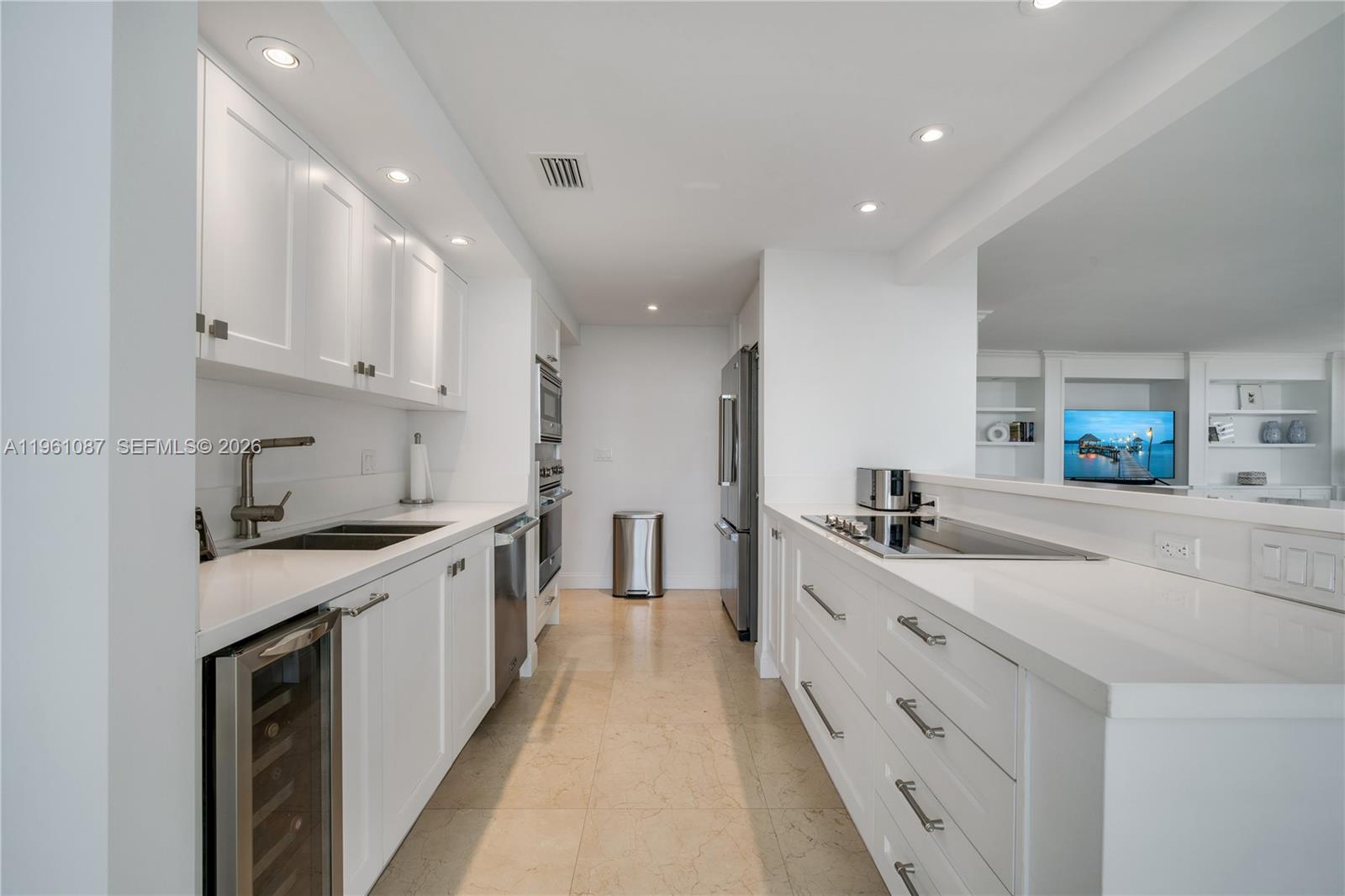 image Towers of Key Biscayne8