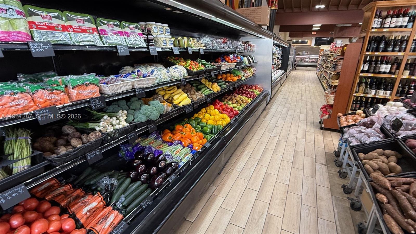 1305 SW 8th St Miami, FL 33135