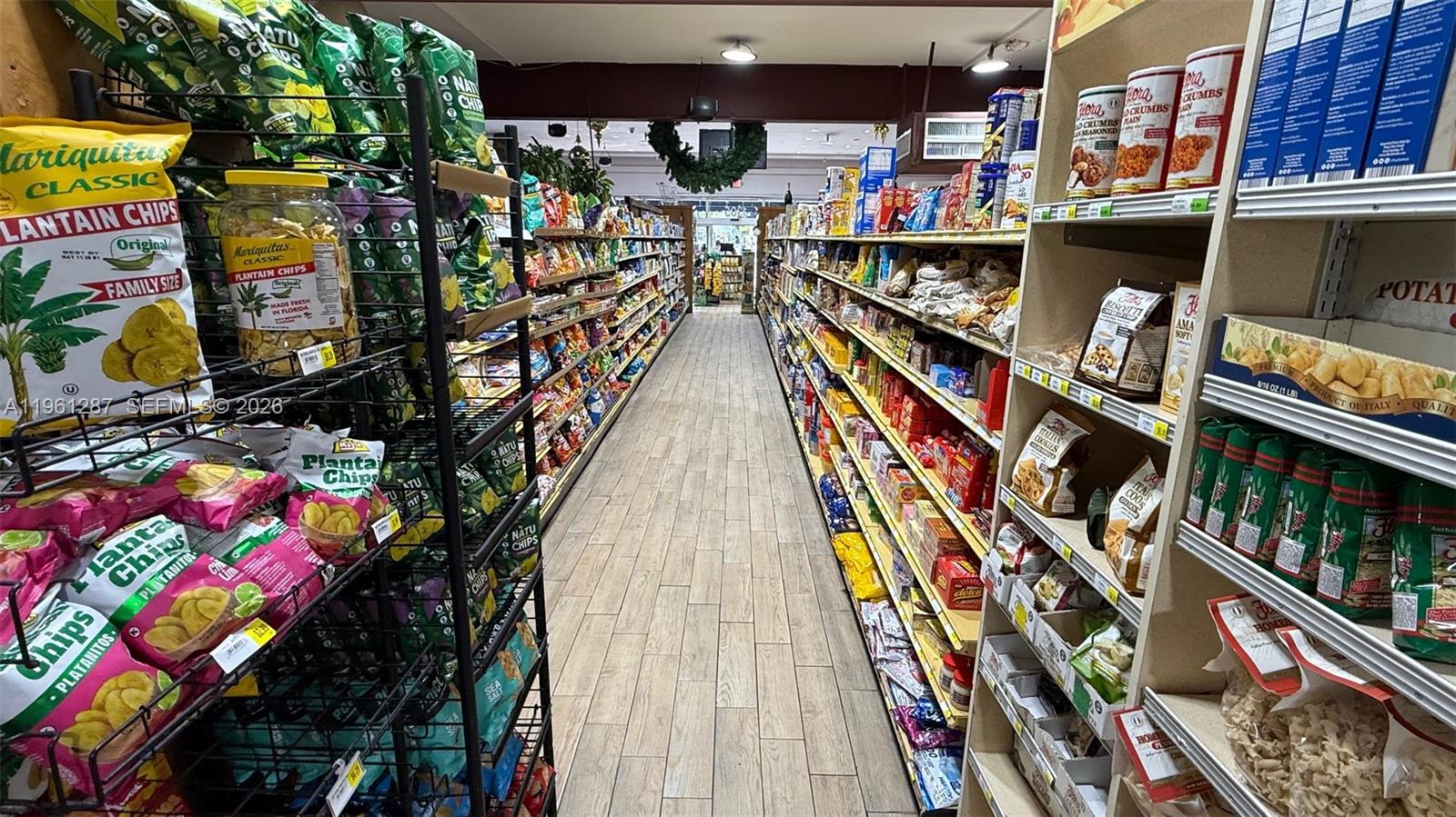 1305 SW 8th St Miami, FL 33135