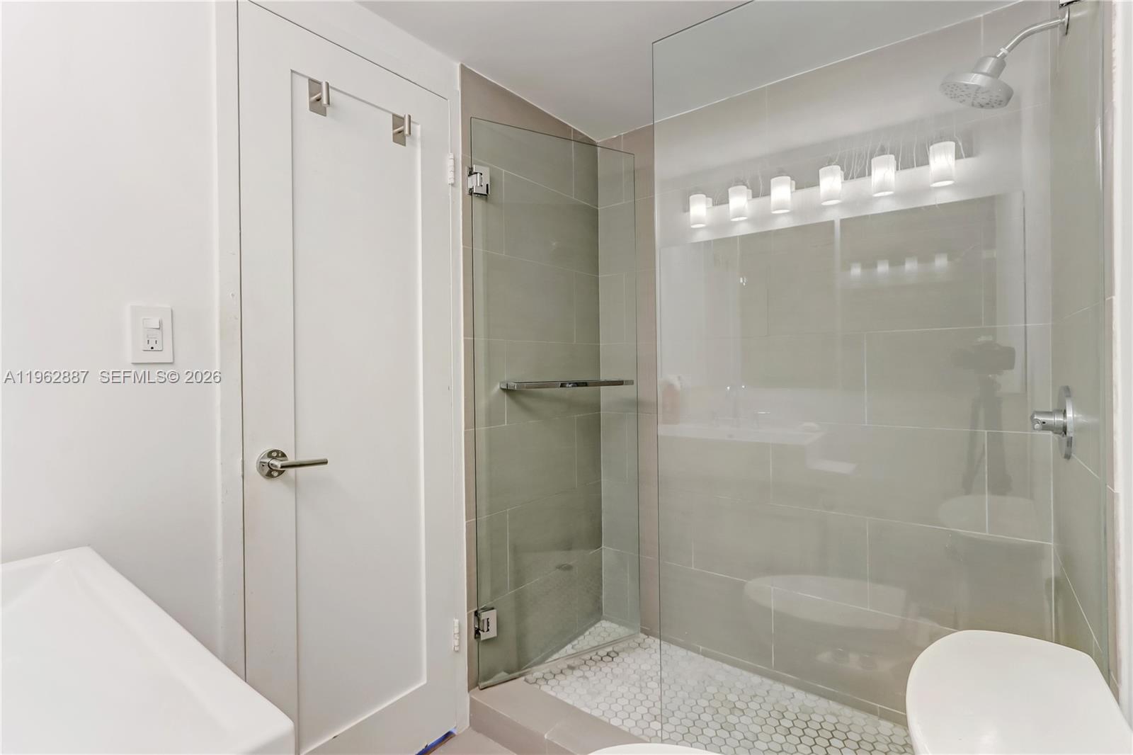 image Mirador 1000 (South Tower)10