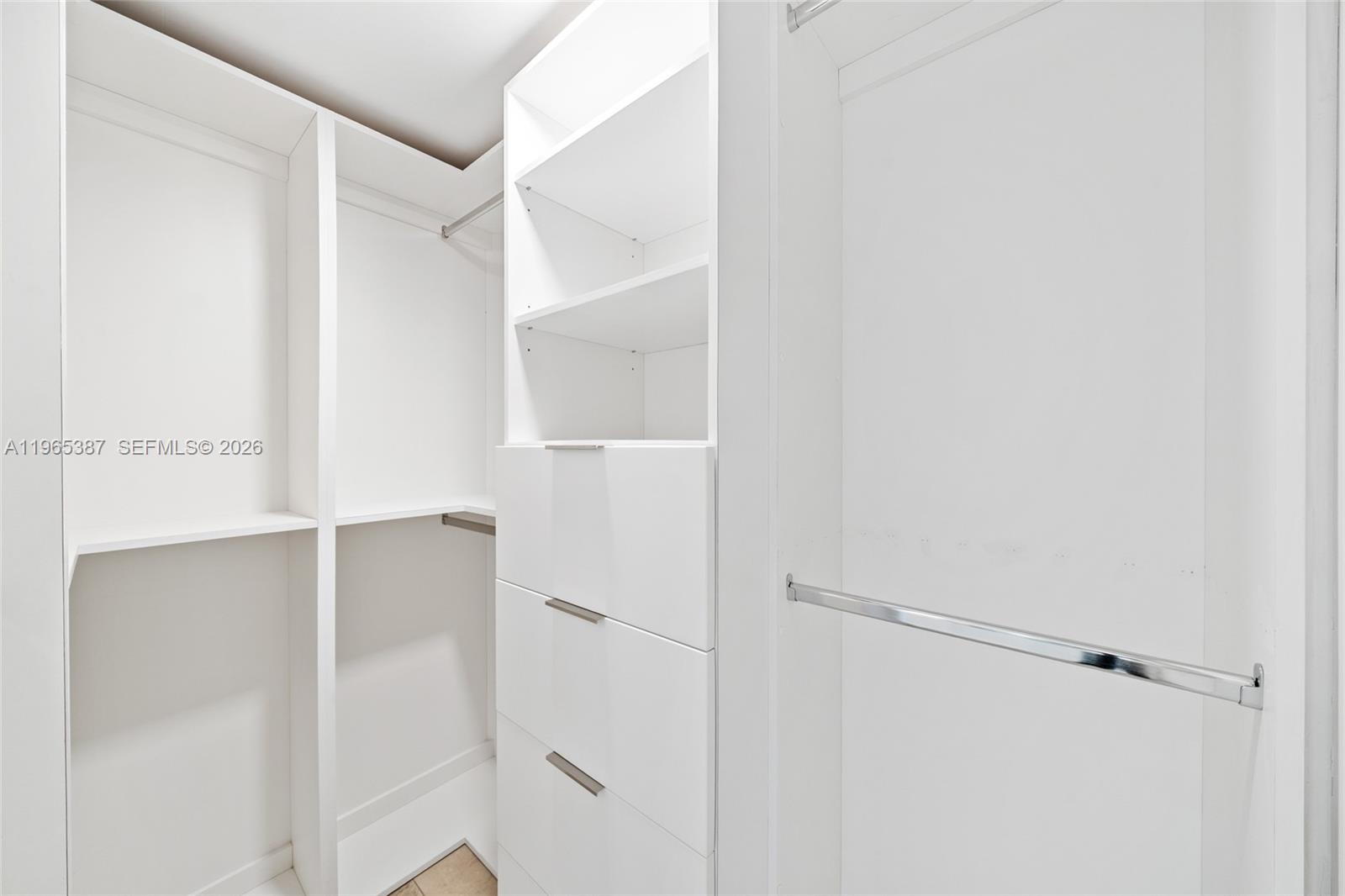 2101 S Ocean Dr #2304 Hollywood, FL 33019