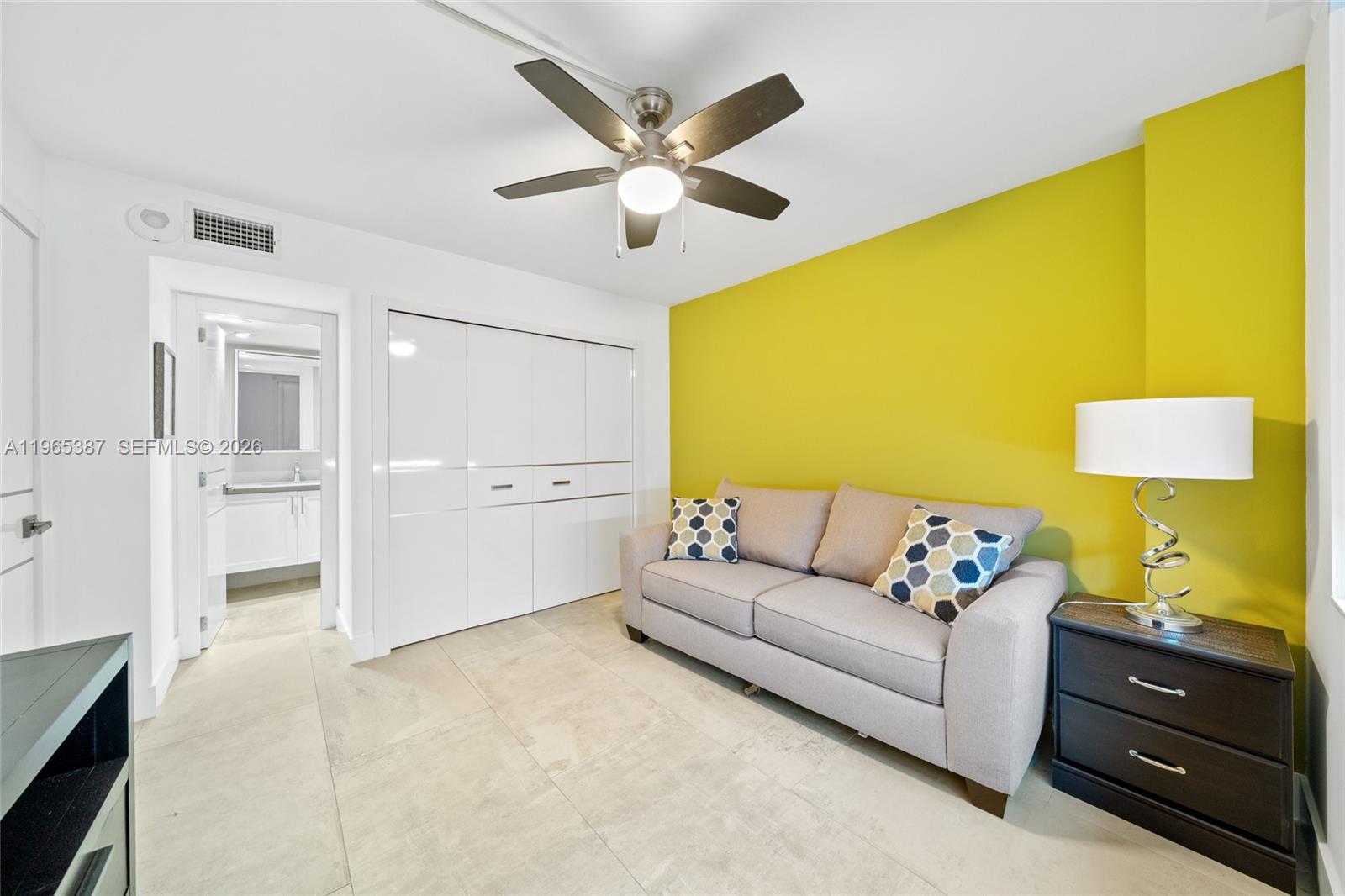 2101 S Ocean Dr #2304 Hollywood, FL 33019