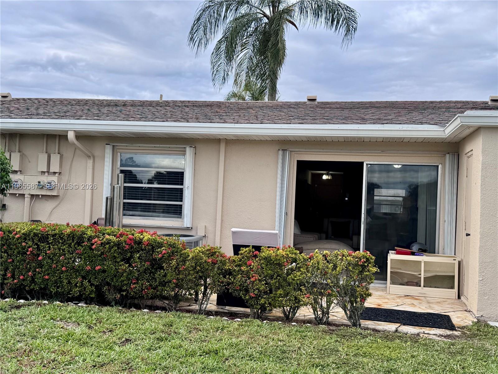 8838 Bella Vis Dr Boca Raton, FL 33433