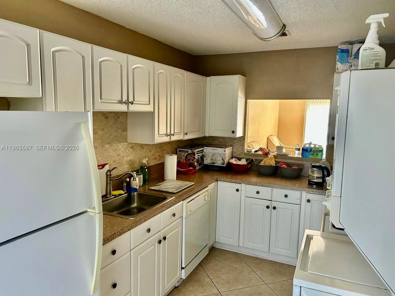 8838 Bella Vis Dr Boca Raton, FL 33433