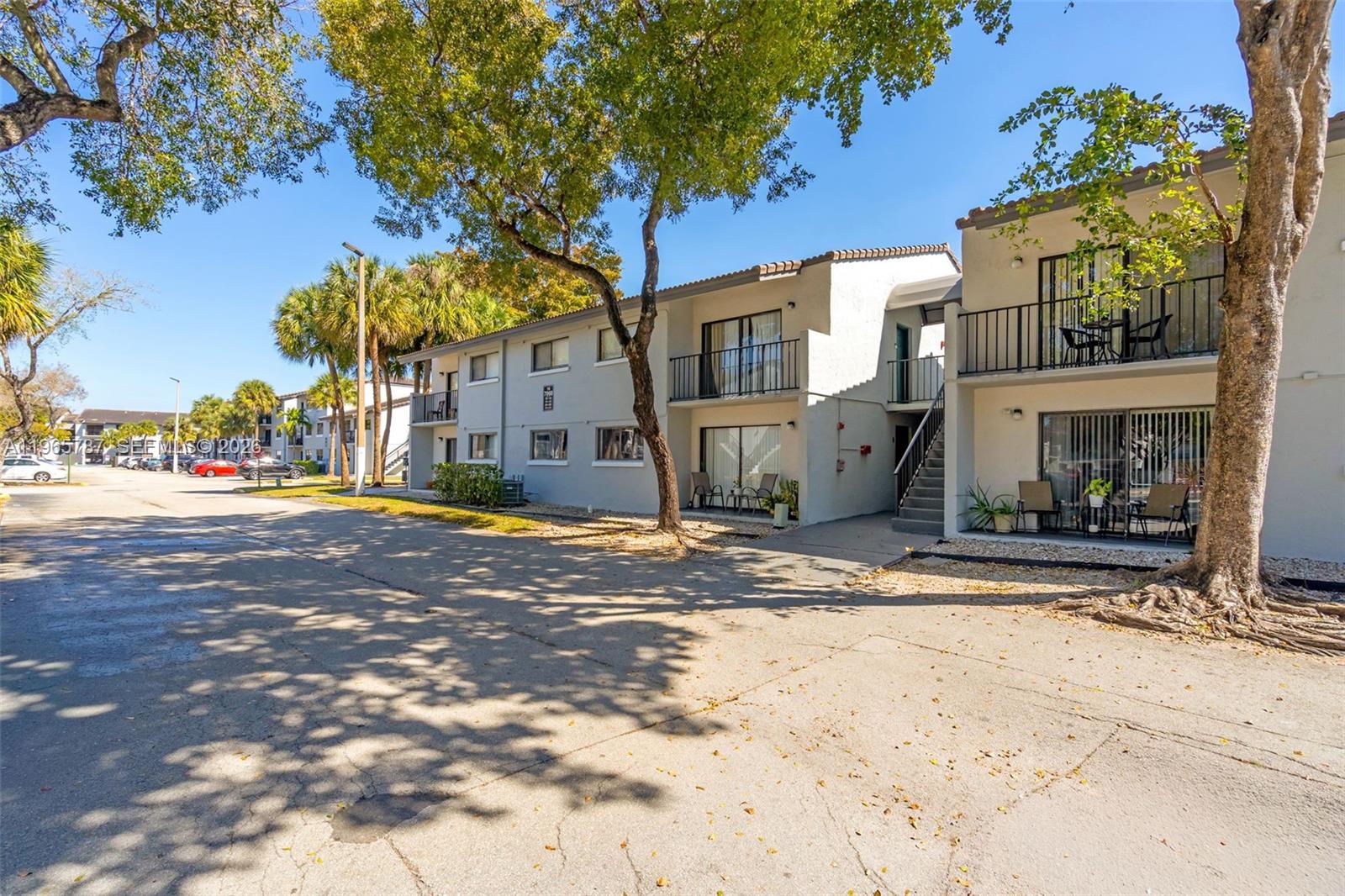 7060 NW 179th St #210