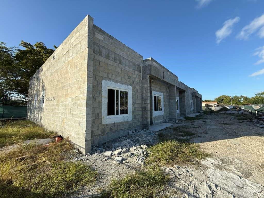 3800 NW 213th Ter Miami Gardens, FL 33055