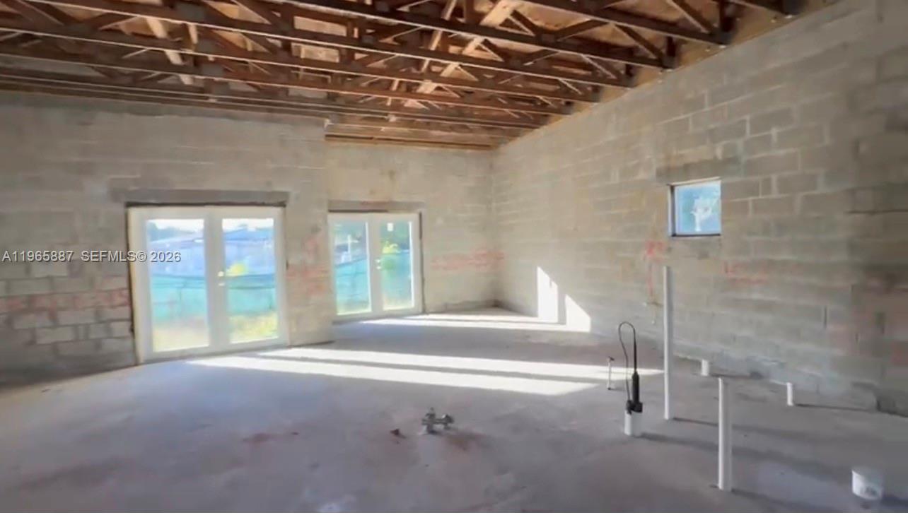 3800 NW 213th Ter Miami Gardens, FL 33055