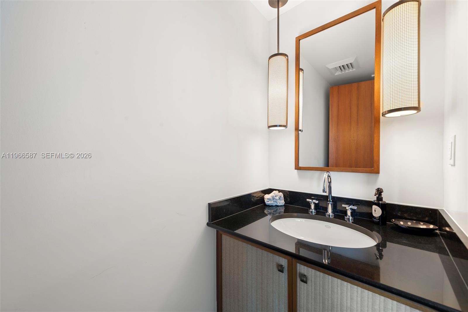 101 20th St #3105 Miami Beach, FL 33139