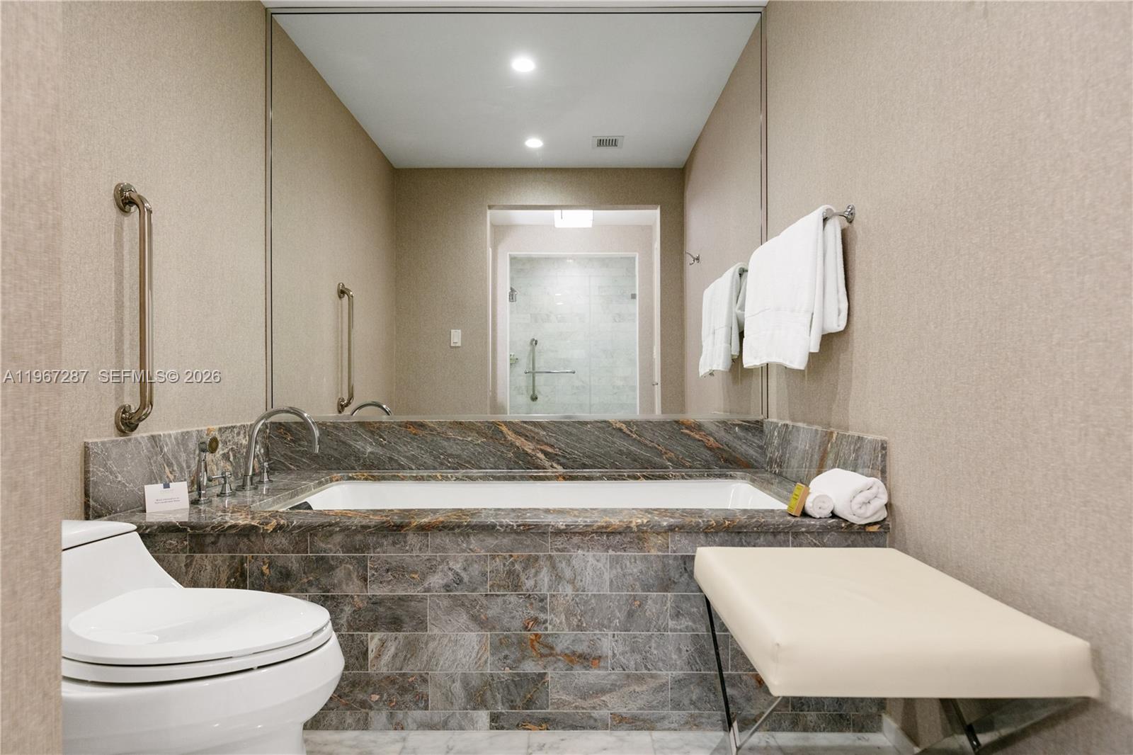 551 N Fort Lauderdale Bch Blvd #H804 Fort Lauderdale, FL 33304