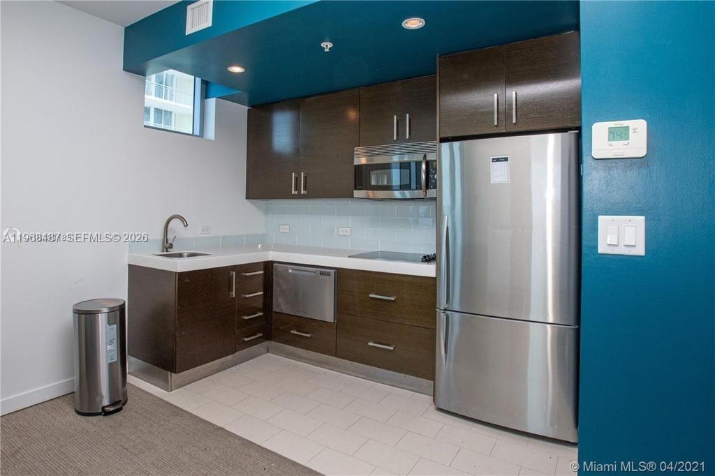 image Sole on the Ocean3