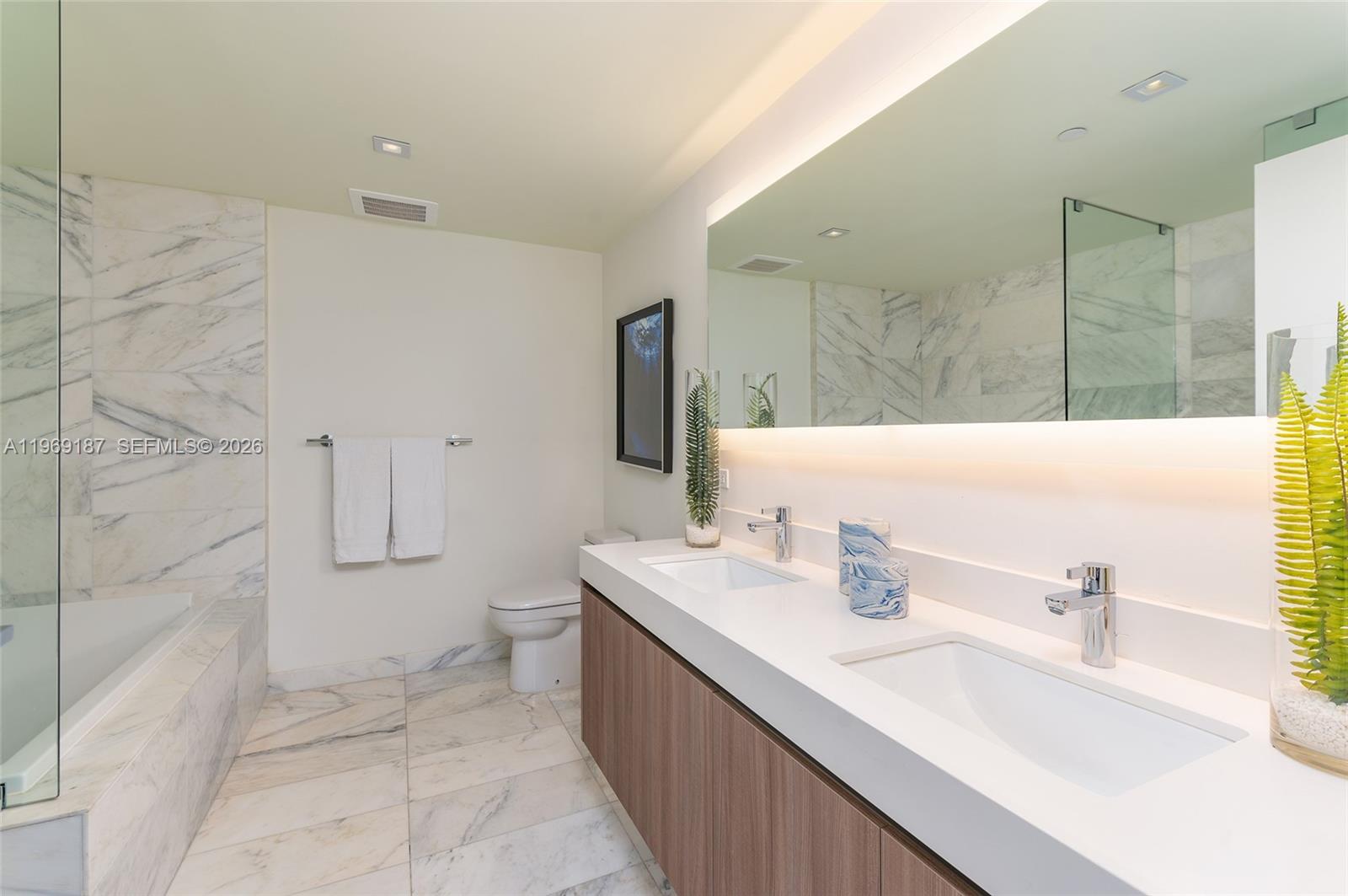 401 N Birch Rd #502 Fort Lauderdale, FL 33304