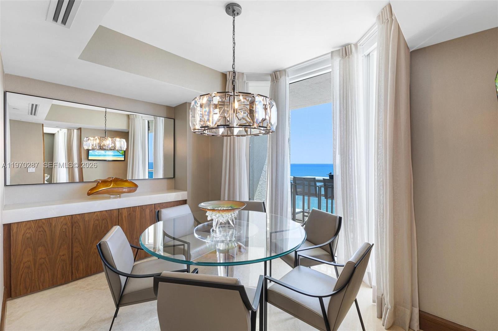 image Acqualina Residences13
