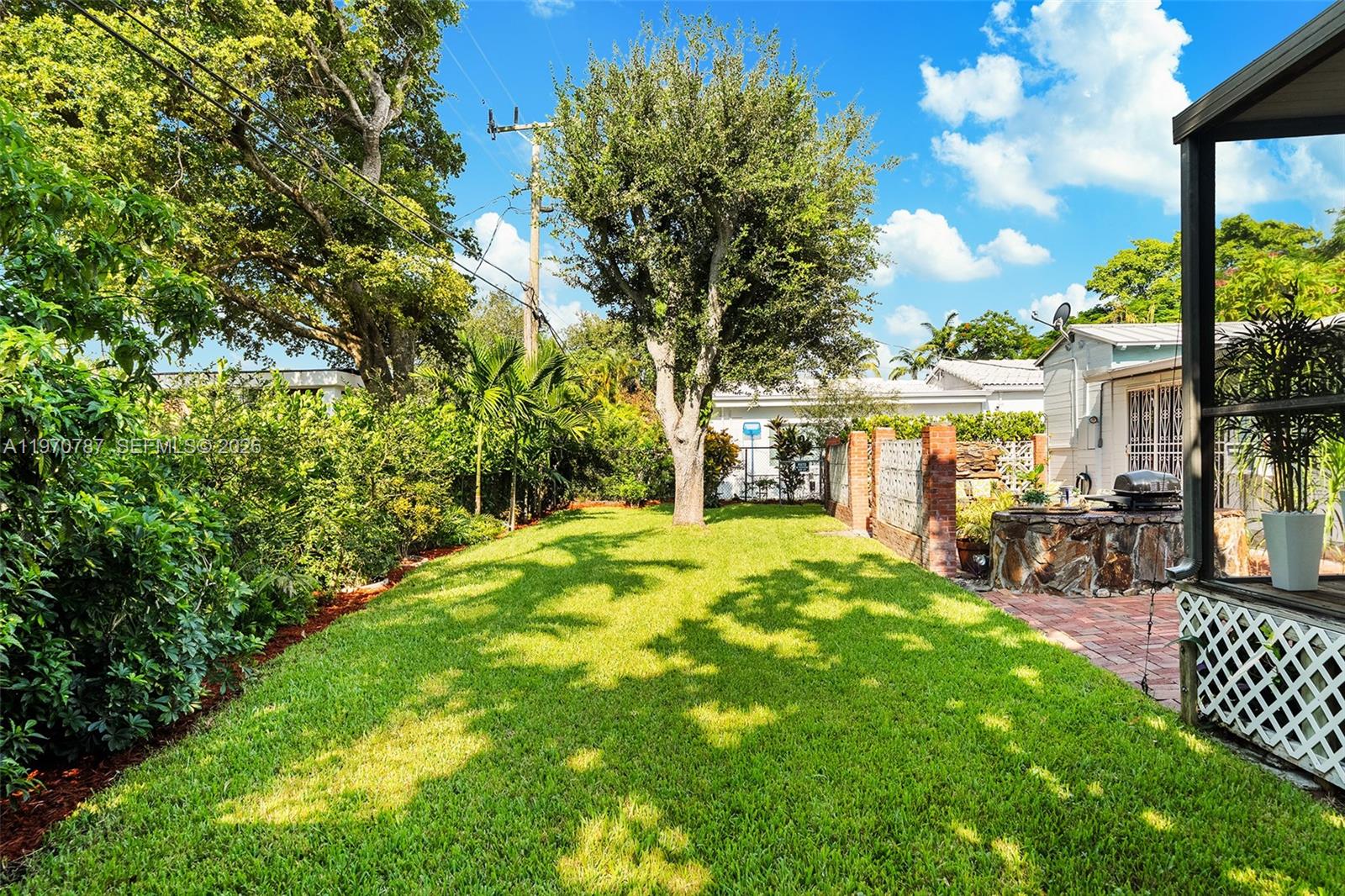 430 NE 52nd Ter Miami, FL 33137