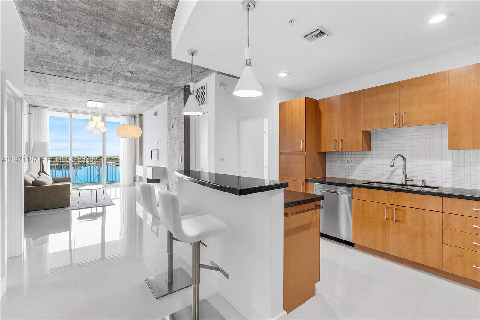 300 S Australian Ave #812 West Palm Beach, FL 33401