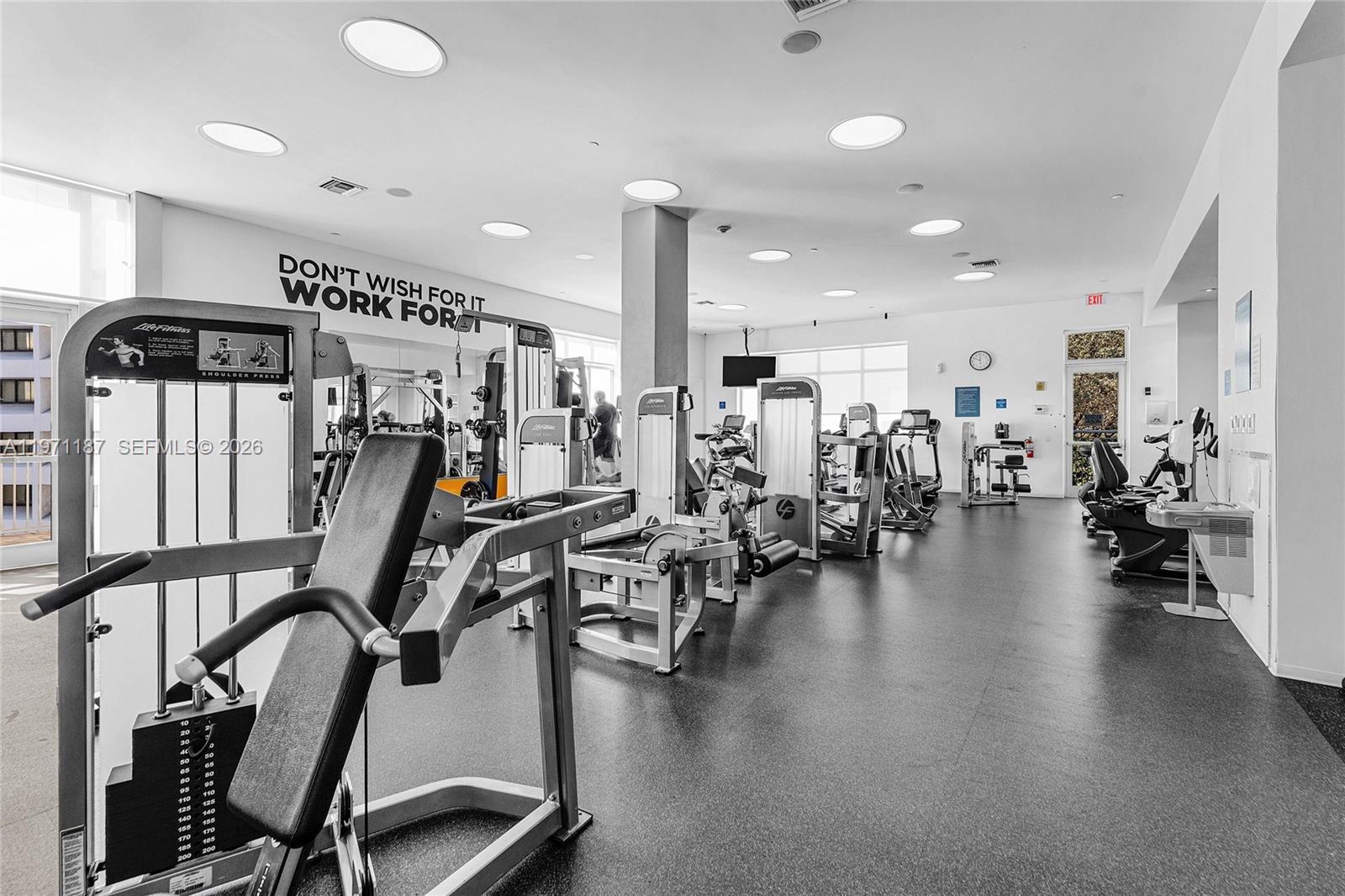 300 S Australian Ave #812 West Palm Beach, FL 33401