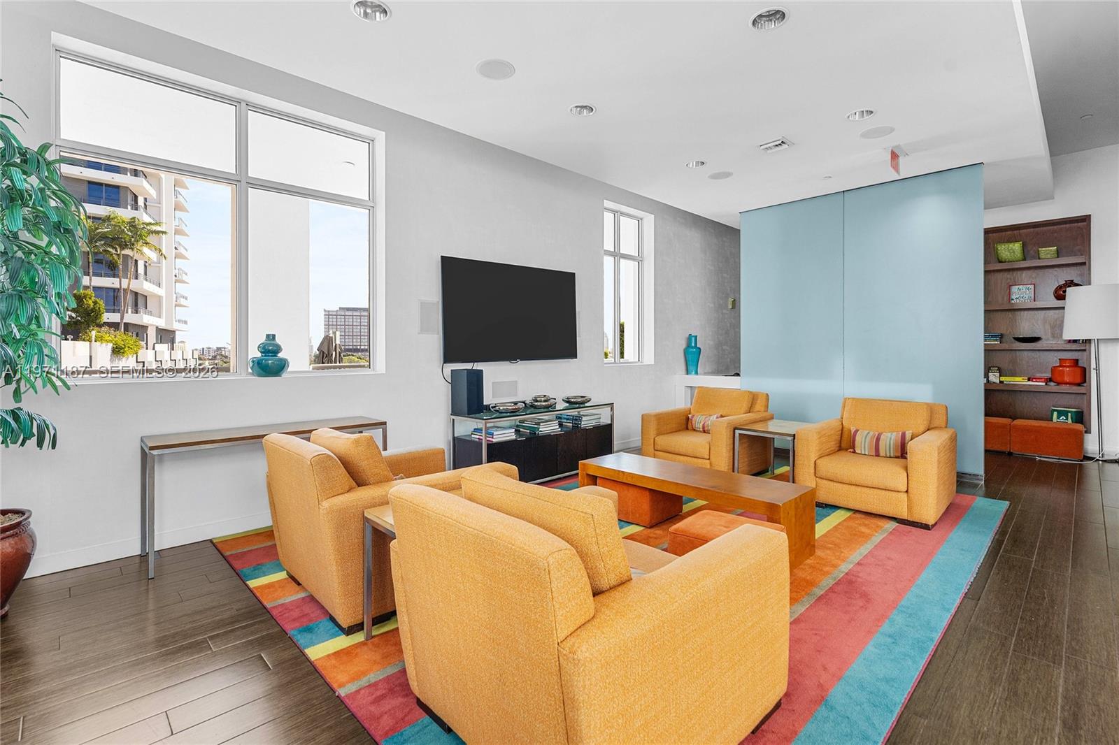 300 S Australian Ave #812 West Palm Beach, FL 33401