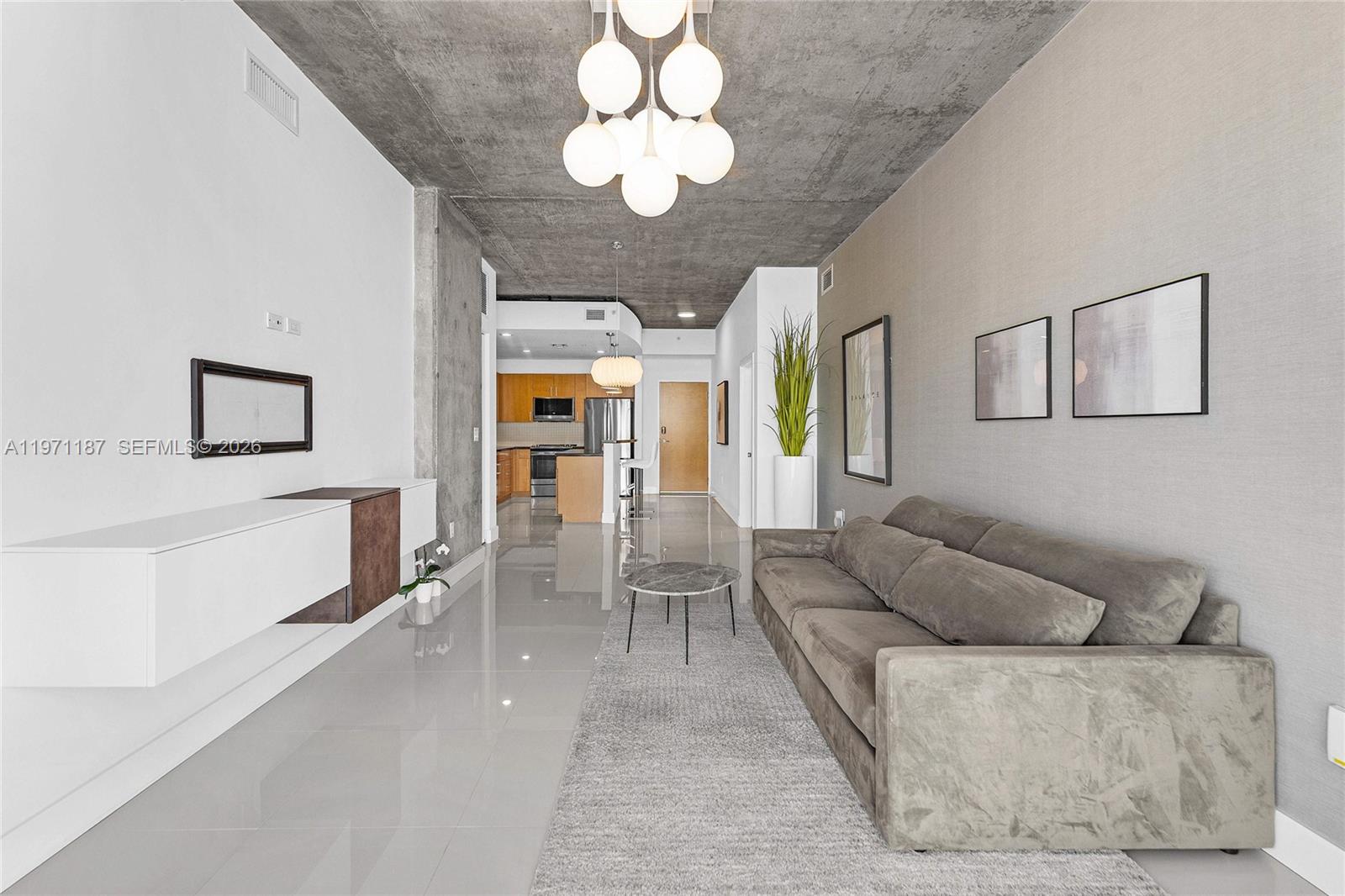 300 S Australian Ave #812 West Palm Beach, FL 33401