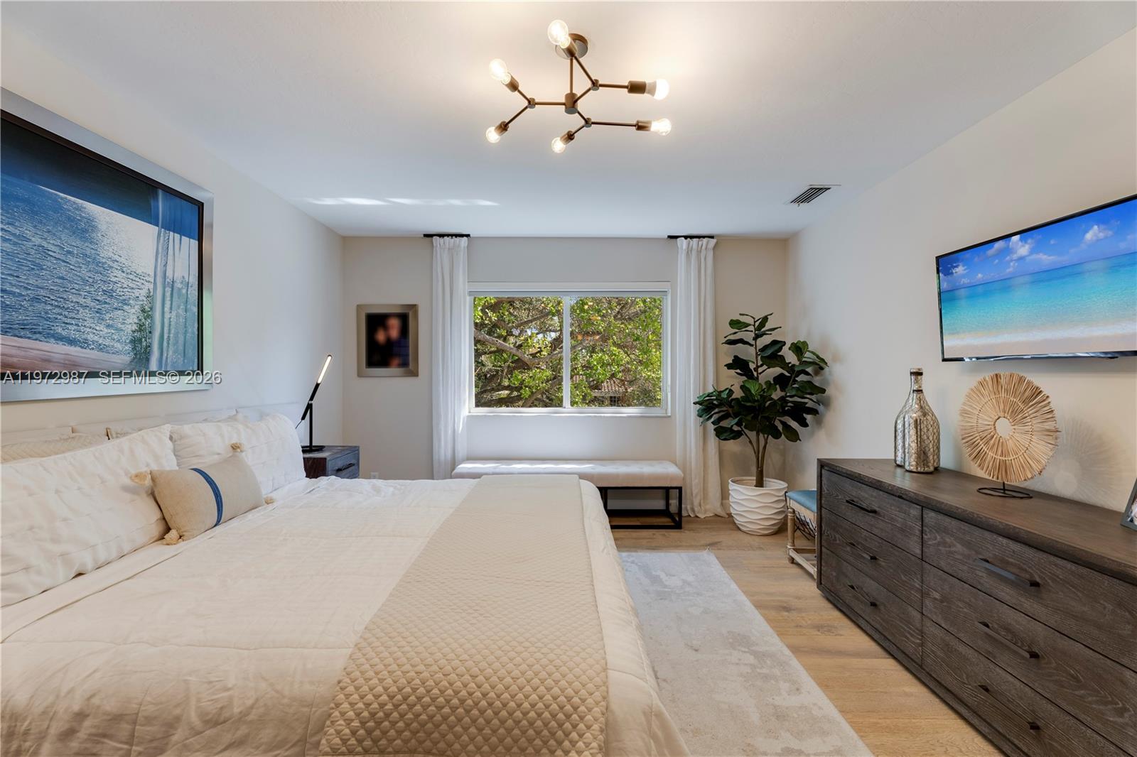 16085 SW 84th Pl Palmetto Bay, FL 33157