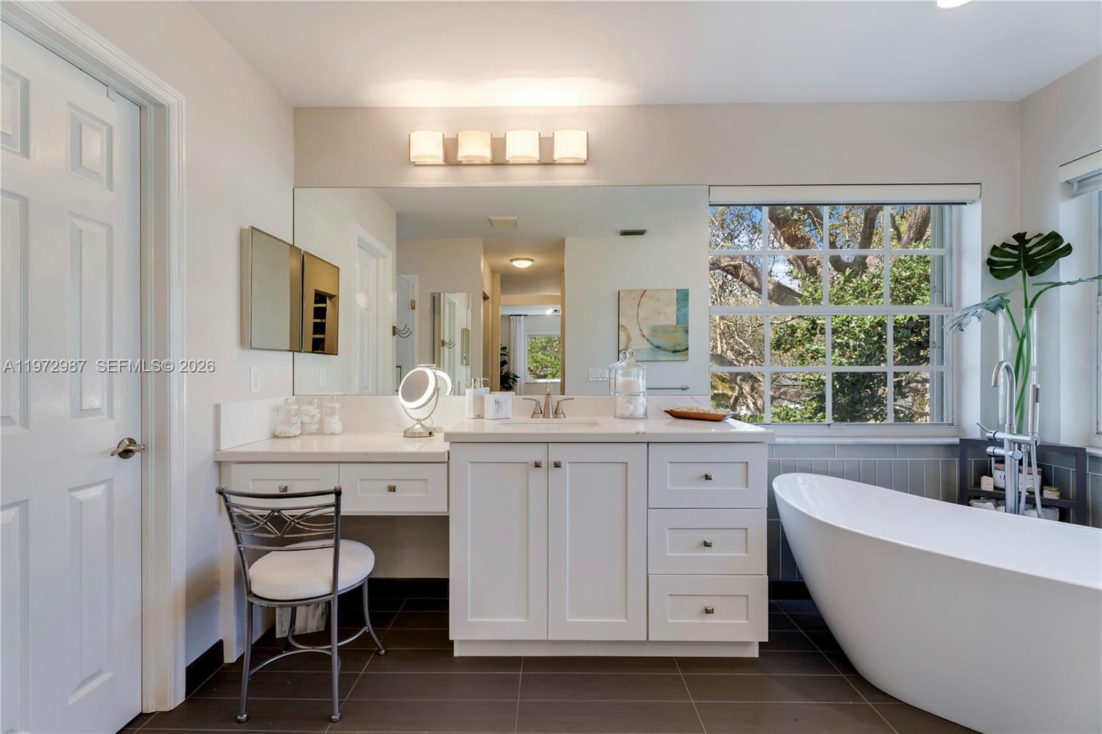 16085 SW 84th Pl Palmetto Bay, FL 33157