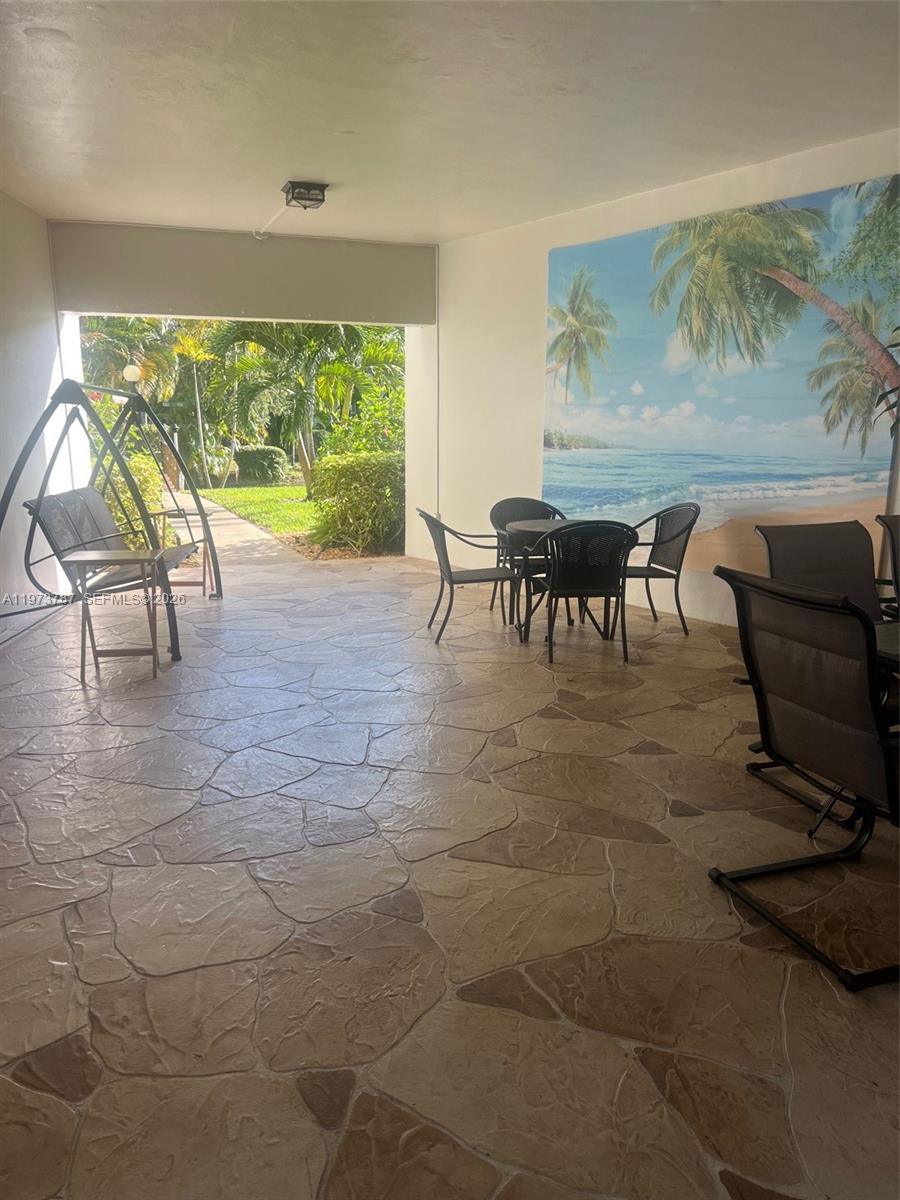 5171 W Oakland Park Blvd #203 Lauderdale Lakes, FL 33313