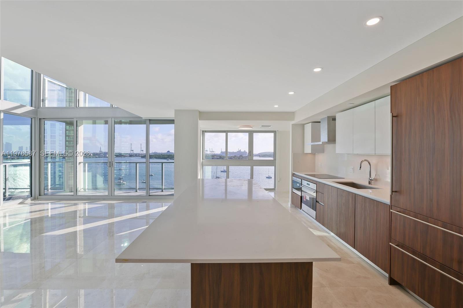 1500 Bay Rd #N-0516 Miami Beach, FL 33139