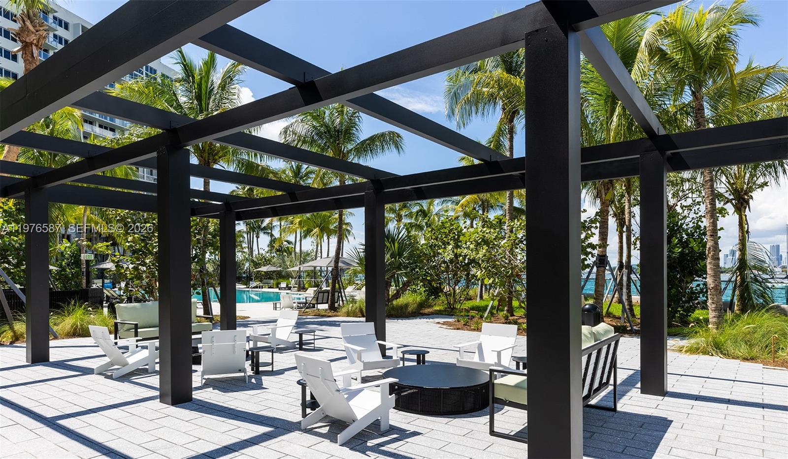 1500 Bay Rd #N-0516 Miami Beach, FL 33139