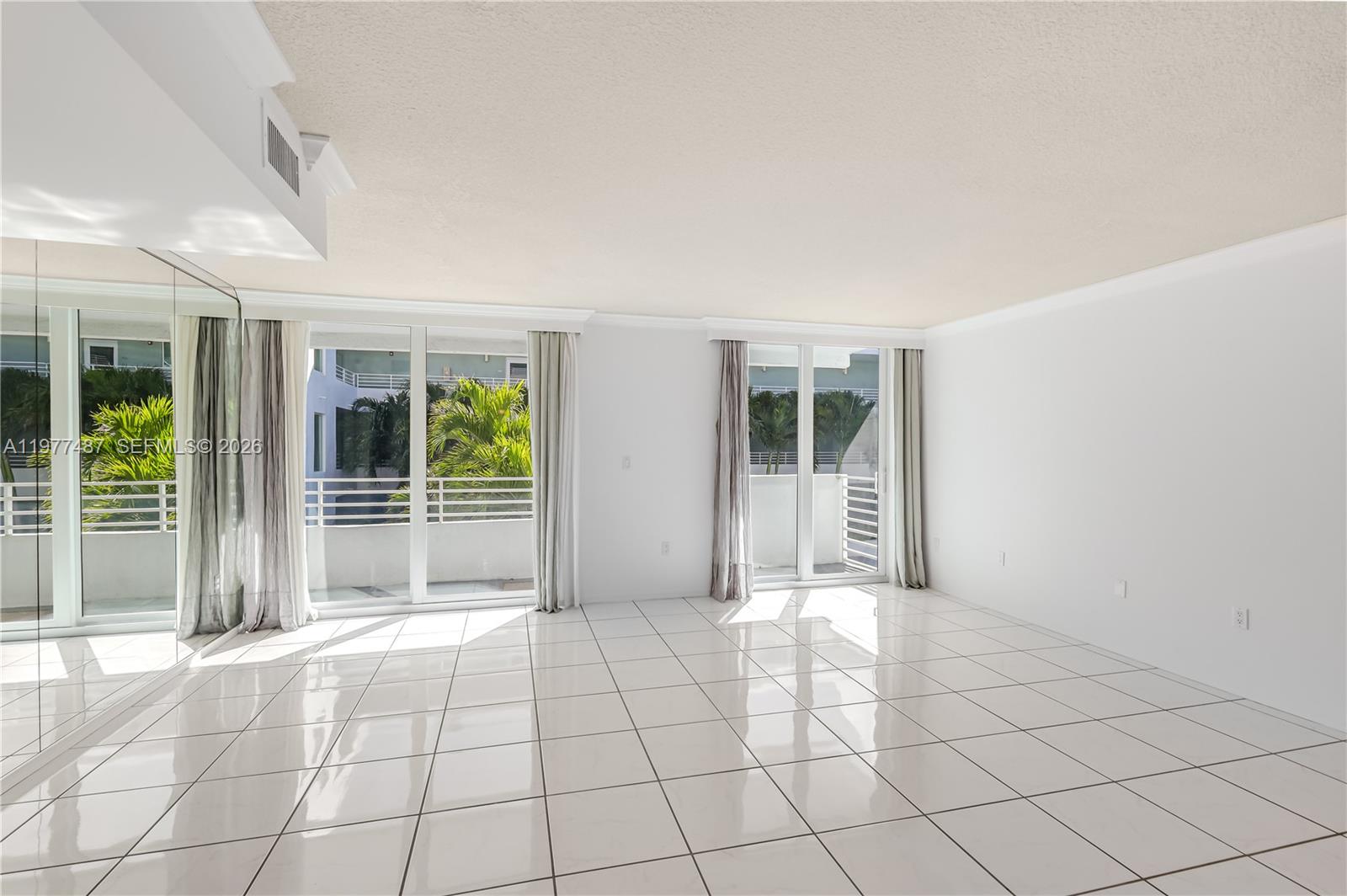 7800 Collins Ave #302 Miami Beach, FL 33141