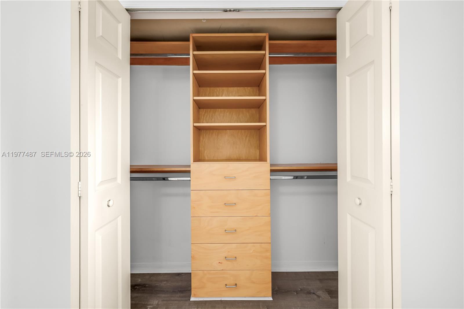 7800 Collins Ave #302 Miami Beach, FL 33141