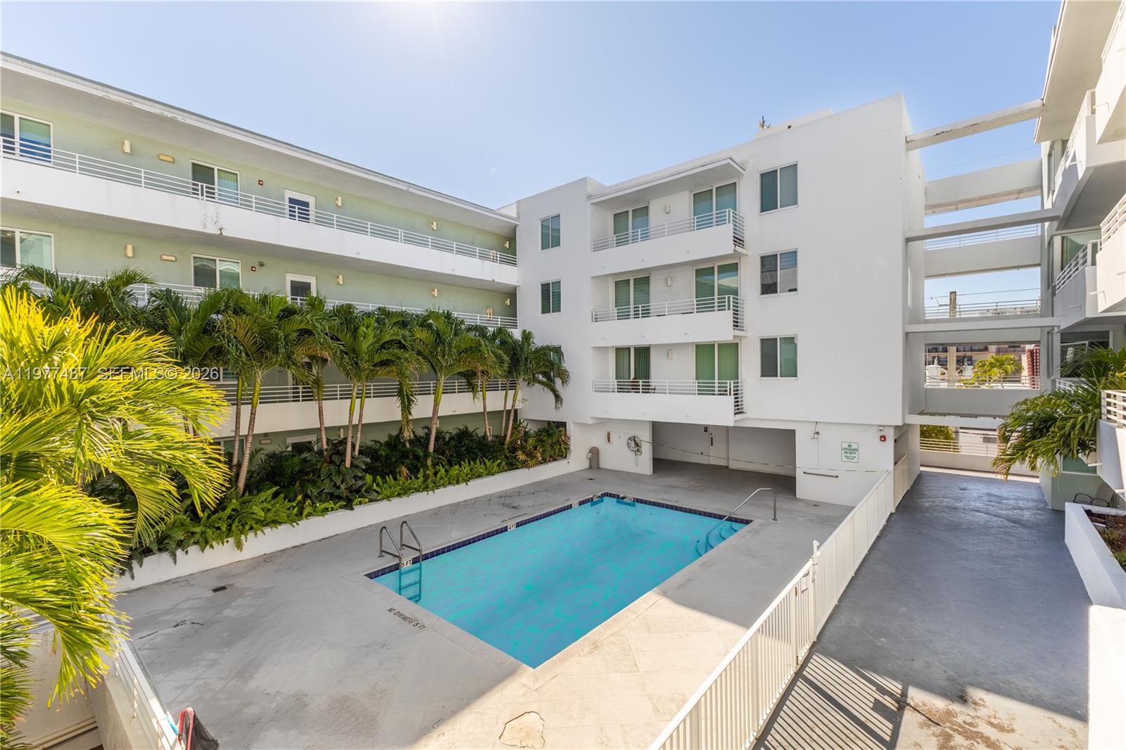 7800 Collins Ave #302 Miami Beach, FL 33141