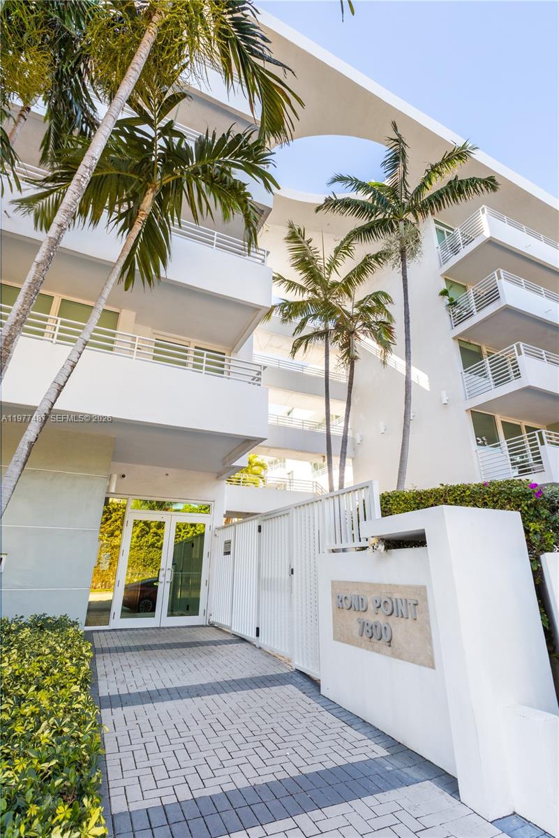 7800 Collins Ave #302 Miami Beach, FL 33141