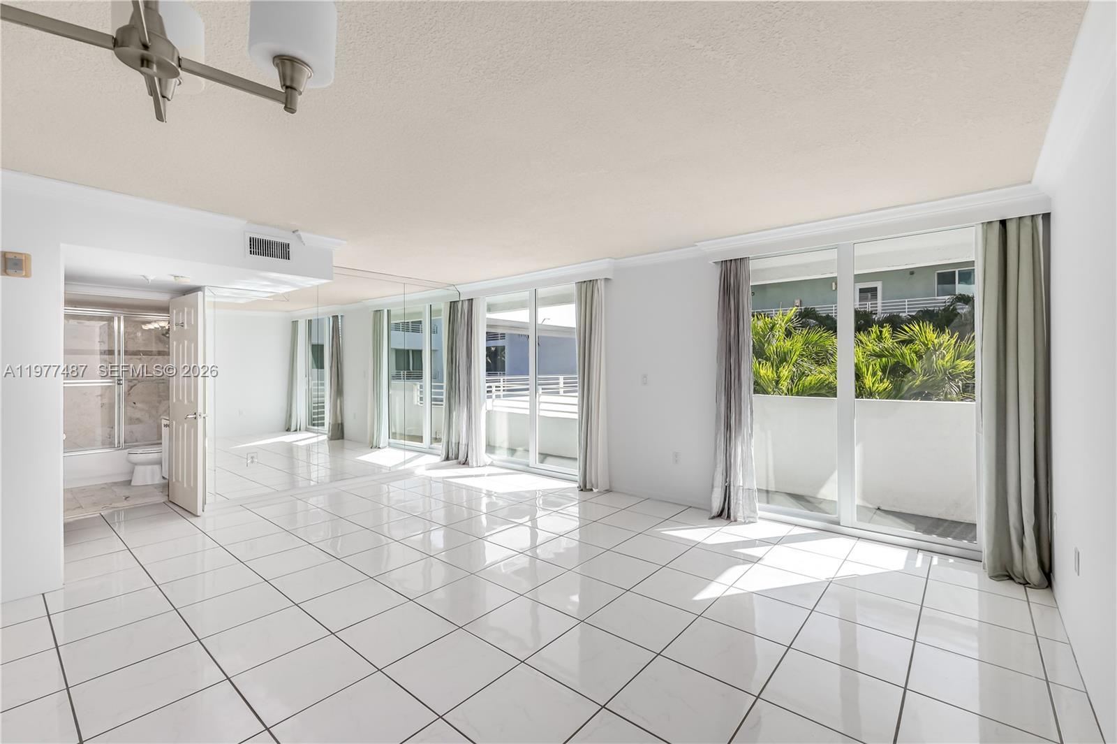 7800 Collins Ave #302 Miami Beach, FL 33141