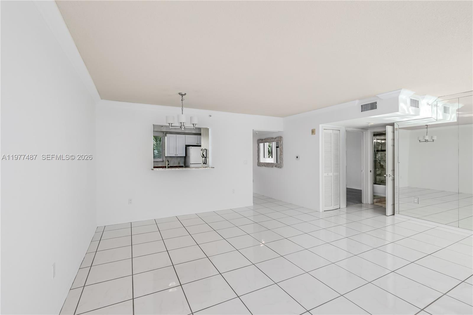 7800 Collins Ave #302 Miami Beach, FL 33141