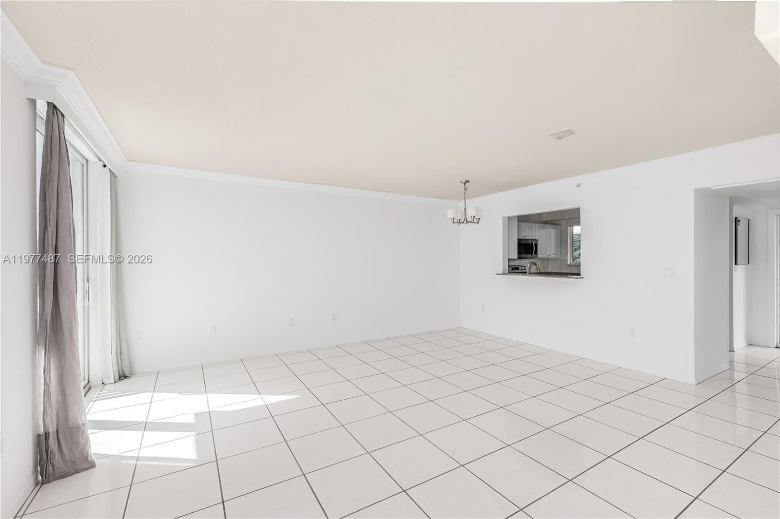 7800 Collins Ave #302 Miami Beach, FL 33141