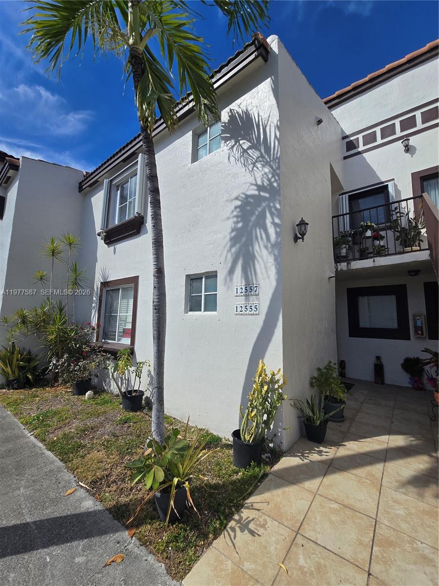 12555 NW 11th Way #103 Miami, FL 33182