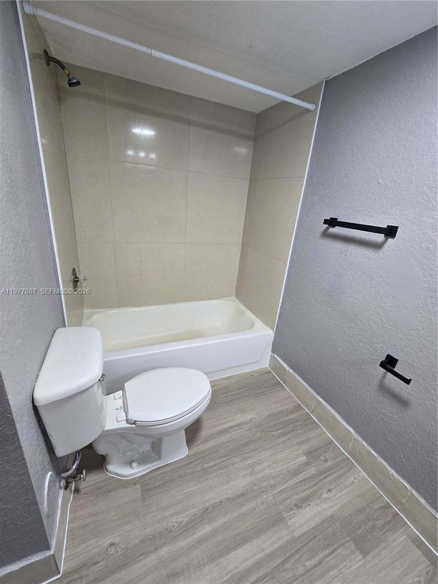 12555 NW 11th Way #103 Miami, FL 33182