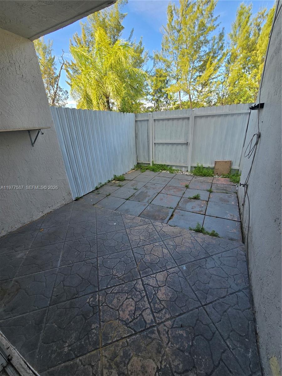 12555 NW 11th Way #103 Miami, FL 33182