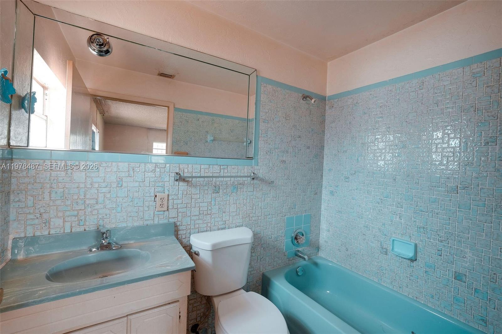 4531 SW 20th St West Park, FL 33023