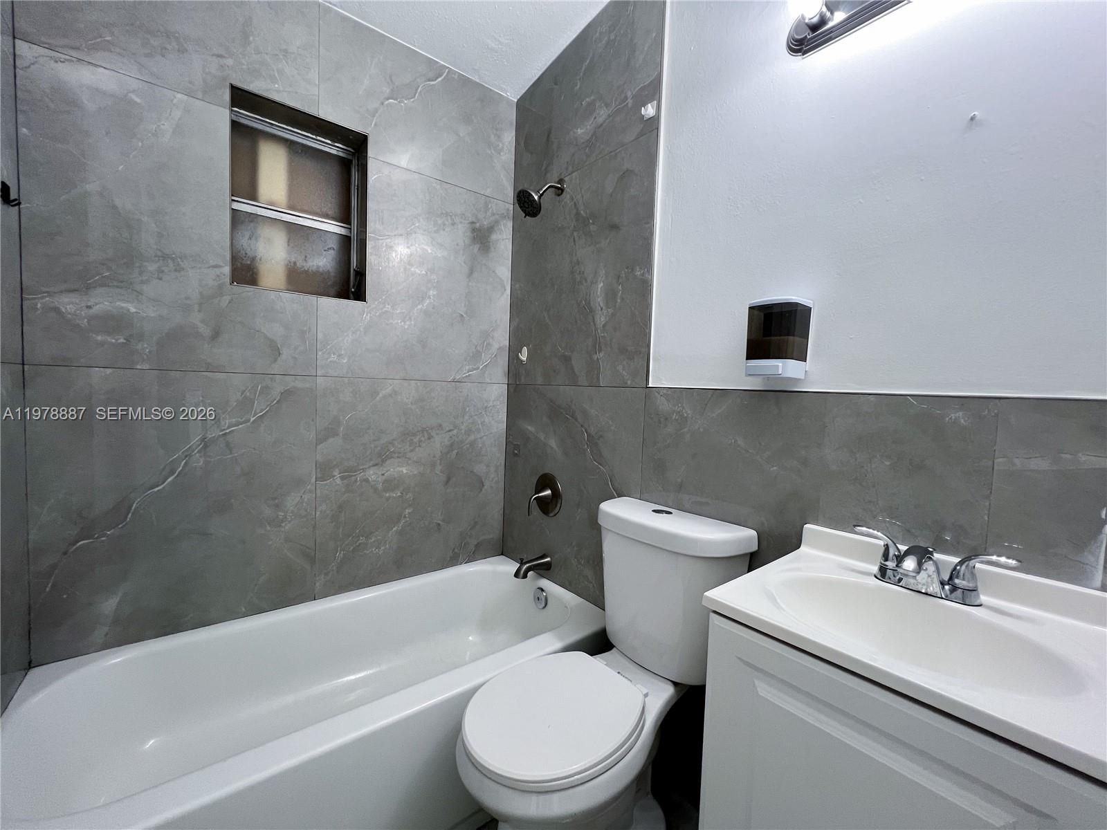 10090 W Fern St Miami, FL 33157