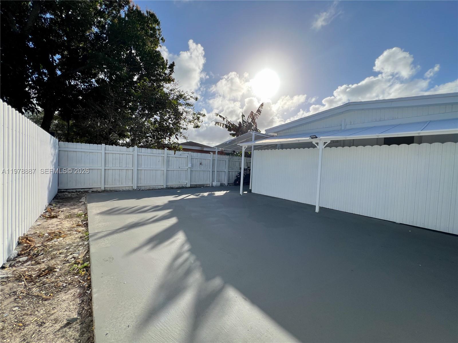 10090 W Fern St Miami, FL 33157