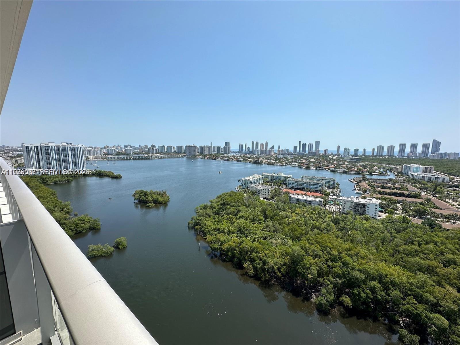 16385 Biscayne Blvd #2716