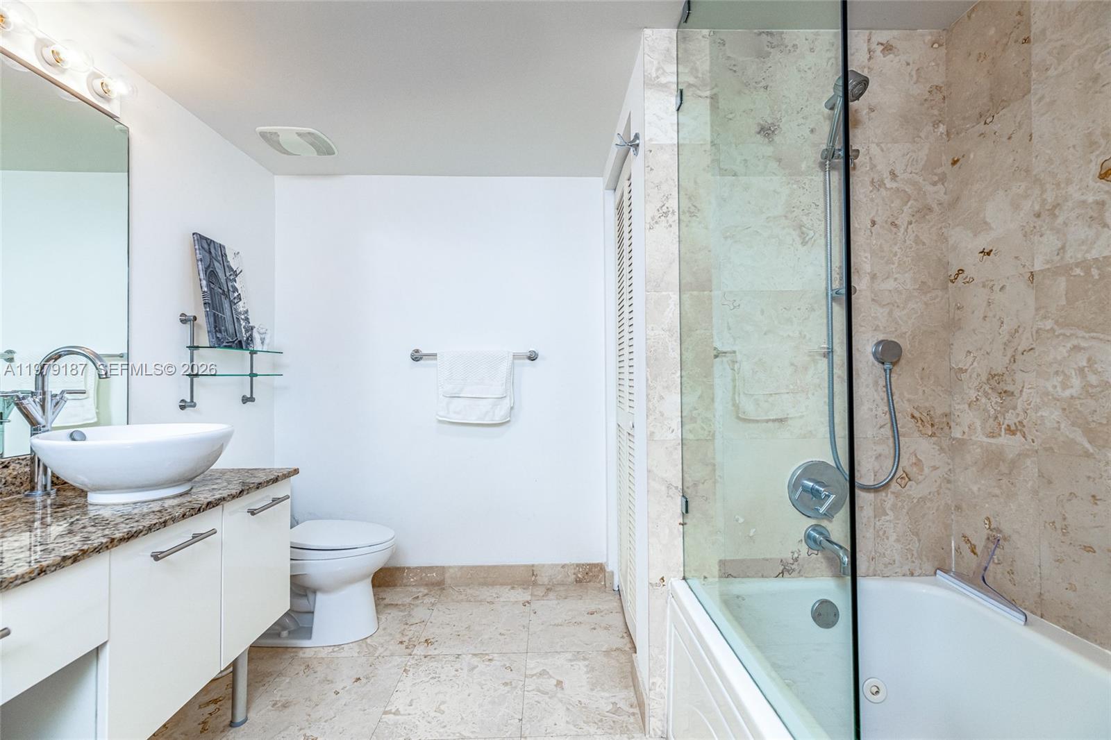 41 SE 5th St #706 Miami, FL 33131