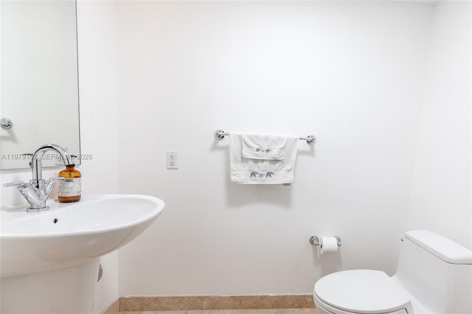 41 SE 5th St #706 Miami, FL 33131