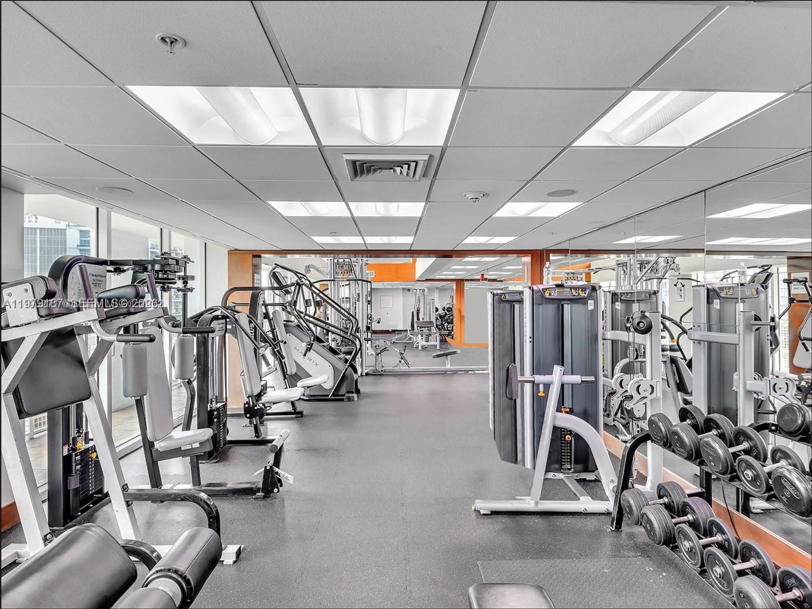 41 SE 5th St #706 Miami, FL 33131