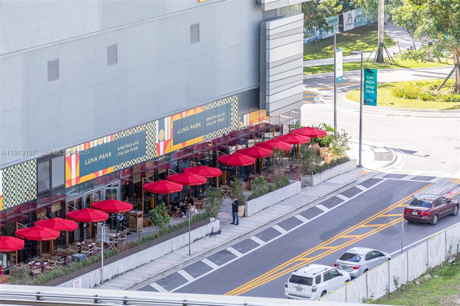 41 SE 5th St #706 Miami, FL 33131