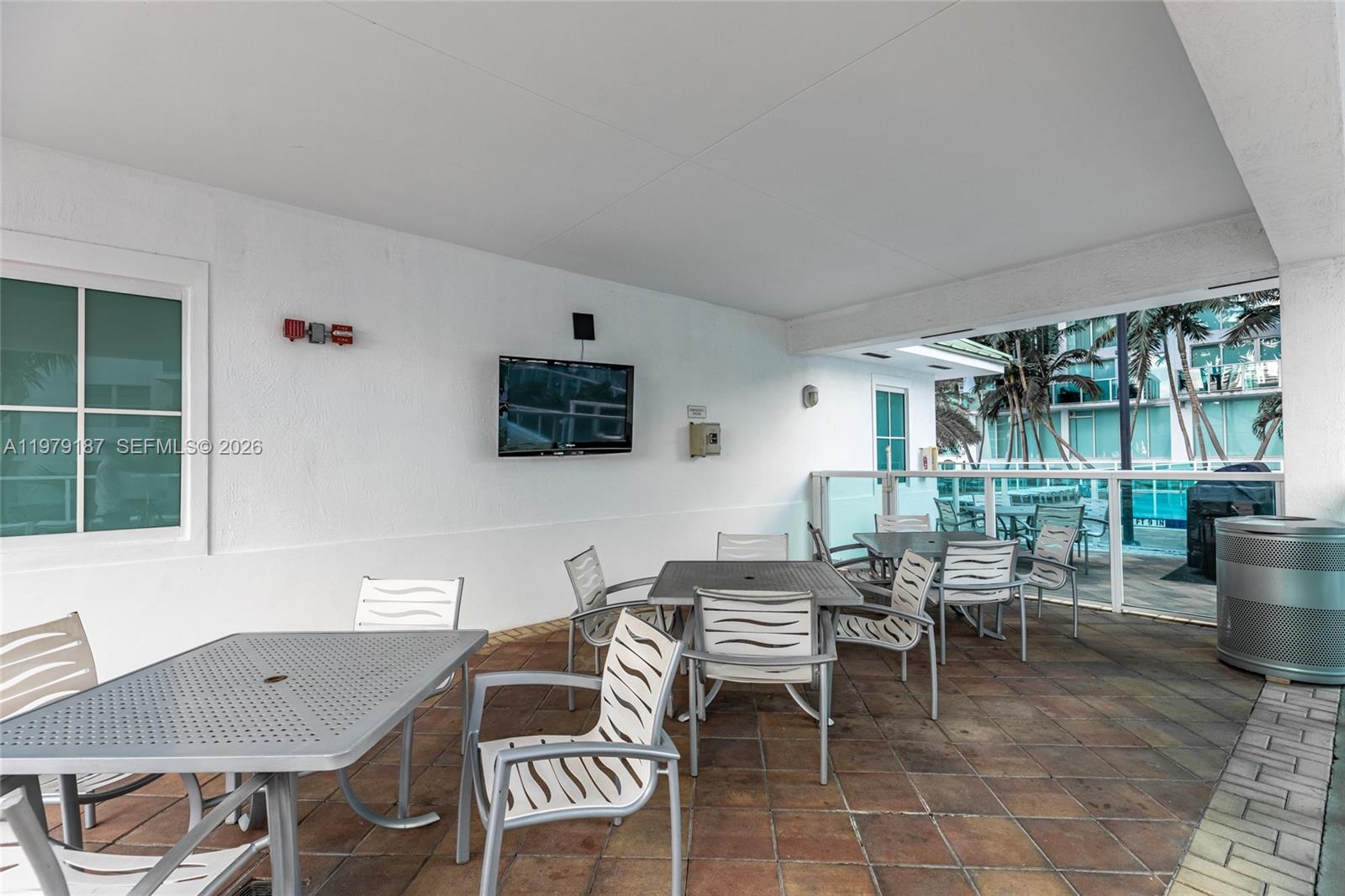 41 SE 5th St #706 Miami, FL 33131