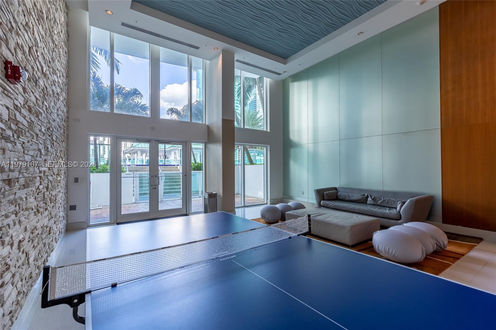 41 SE 5th St #706 Miami, FL 33131